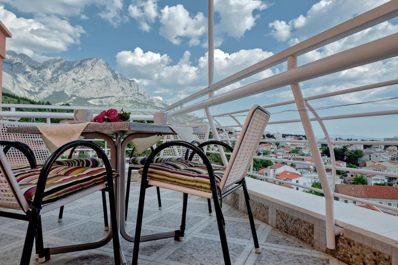 Apartmani Putnik Baška Voda エクステリア 写真
