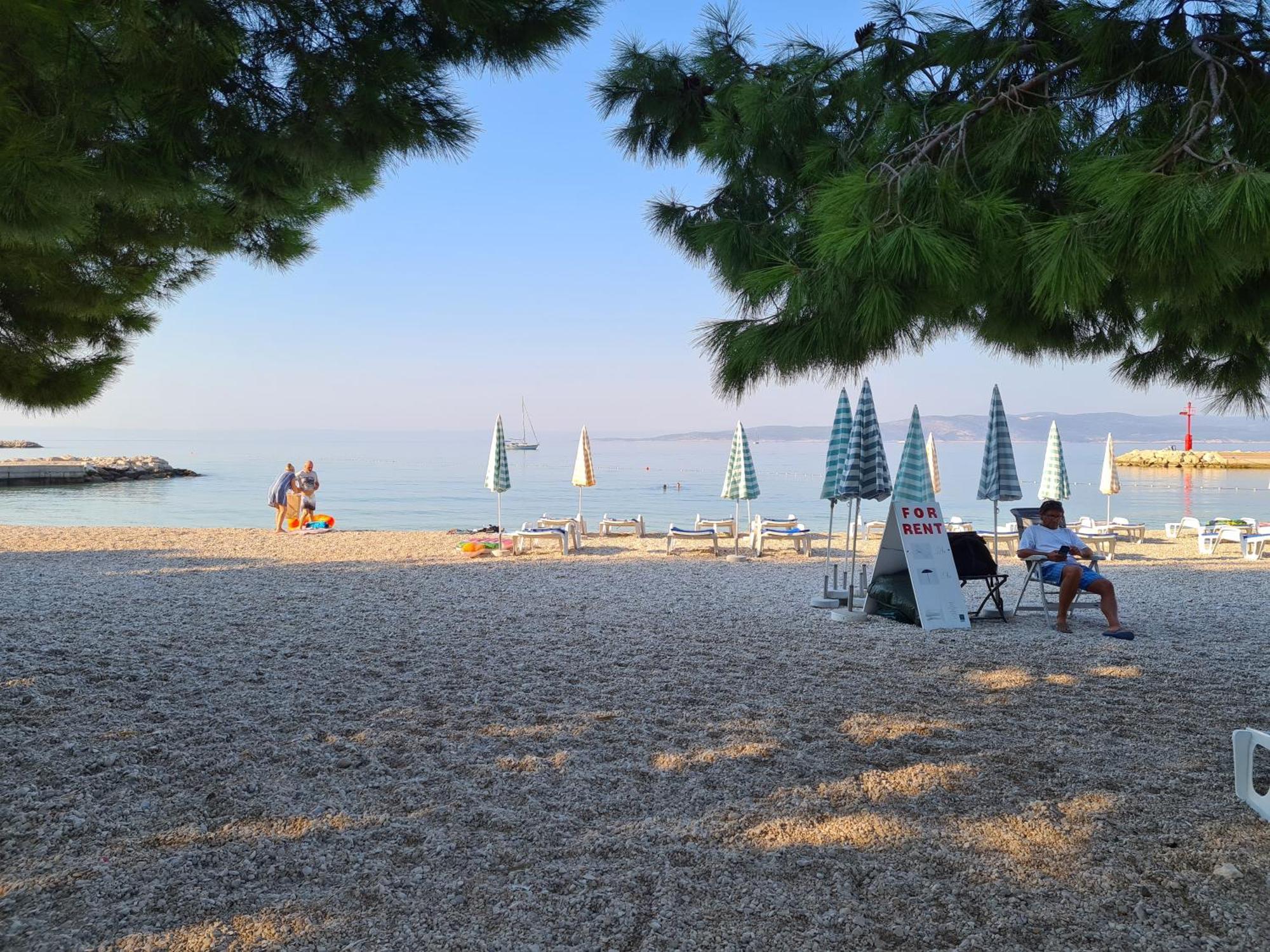 Apartmani Putnik Baška Voda エクステリア 写真